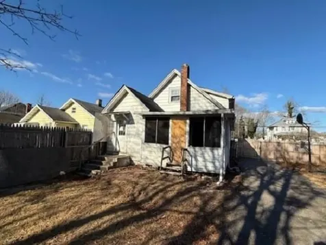 28 Silver Street Patchogue NY 11772