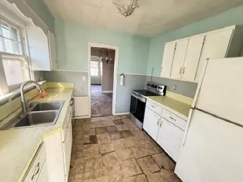 28 Silver Street Patchogue NY 11772