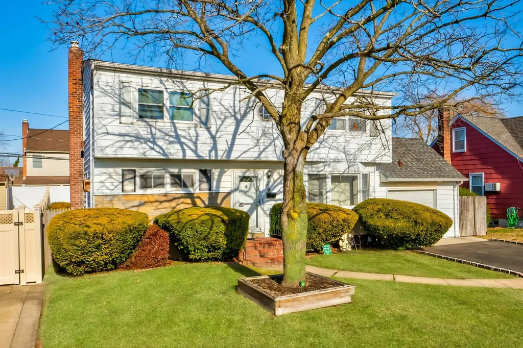 3623 Bernard Drive Wantagh NY 11793