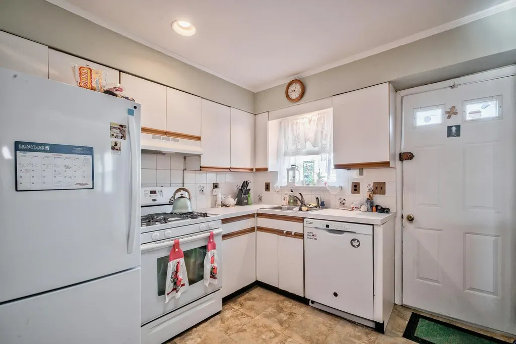 3623 Bernard Drive Wantagh NY 11793