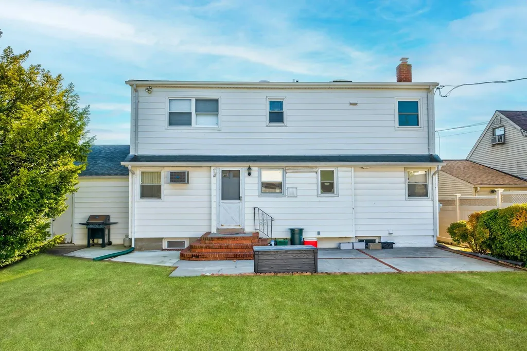 3623 Bernard Drive Wantagh NY 11793