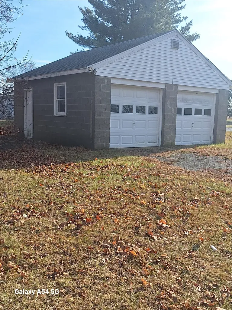 42 Maple Lane Hudson NY 12534
