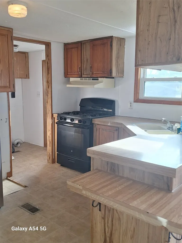 42 Maple Lane Hudson NY 12534