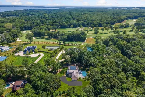 2524 Noyack Road Sag Harbor NY 11963