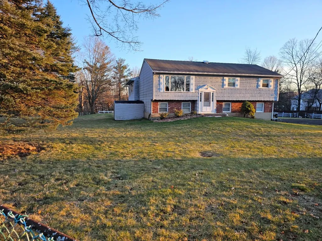 9 Juniper Terrace Suffern NY 10901