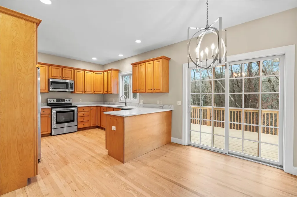 160 Simpson Road Carmel NY 10512