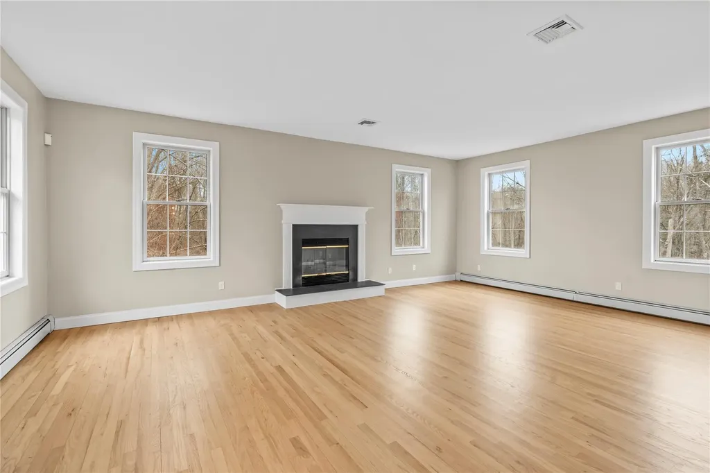160 Simpson Road Carmel NY 10512