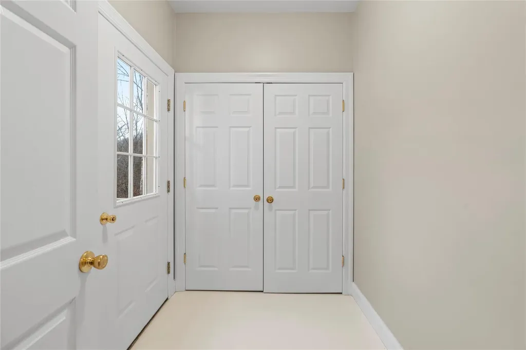 160 Simpson Road Carmel NY 10512