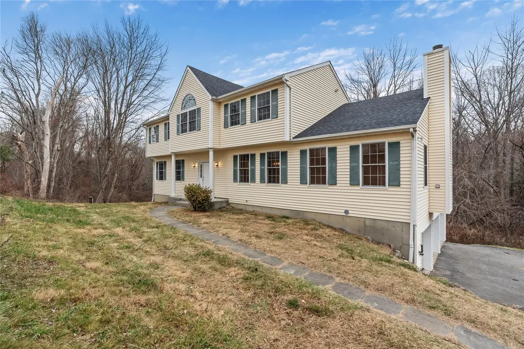 160 Simpson Road Carmel NY 10512