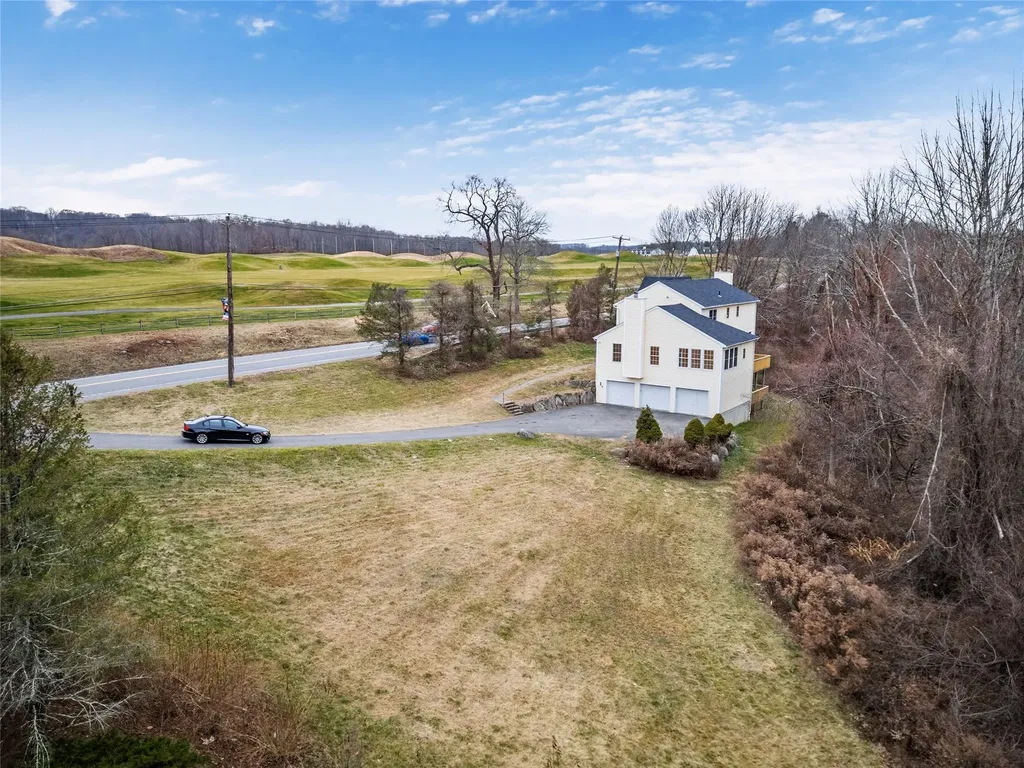 160 Simpson Road Carmel NY 10512
