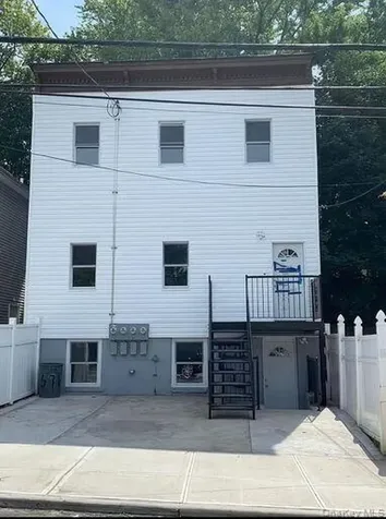 88 Taft Avenue Staten Island NY 10301