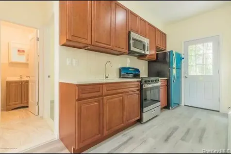 88 Taft Avenue Staten Island NY 10301