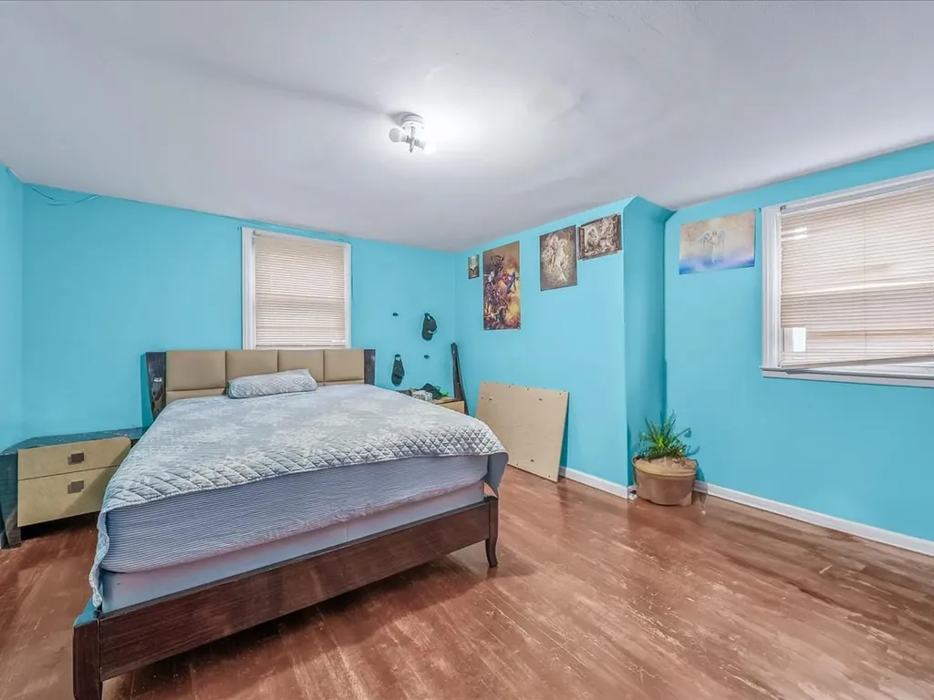234 47th Street Lindenhurst NY 11757
