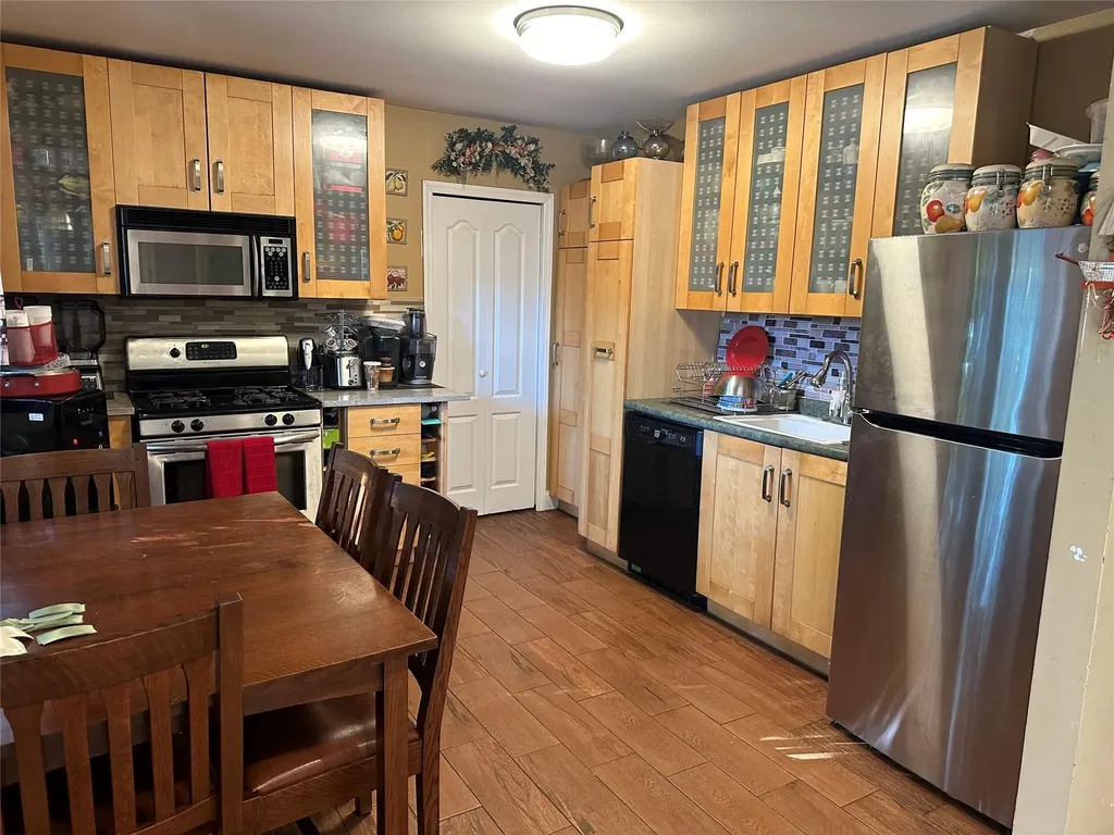 11 Harford Drive Coram NY 11727