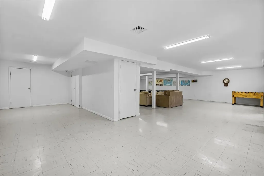 11 Westfield Lane White Plains NY 10605