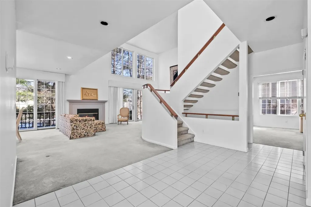 11 Westfield Lane White Plains NY 10605