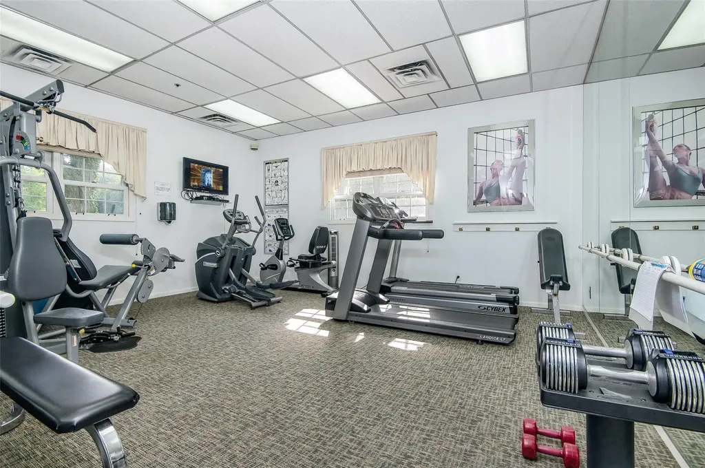 11 Westfield Lane White Plains NY 10605