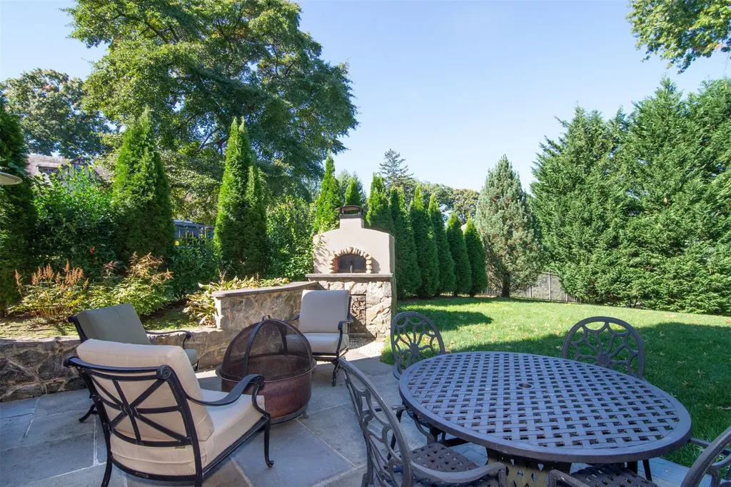 201 Dellwood Road Bronxville NY 10708
