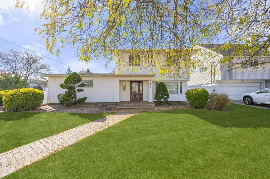2932 Joyce Lane Merrick NY 11566