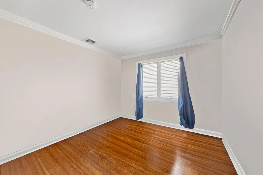 2932 Joyce Lane Merrick NY 11566