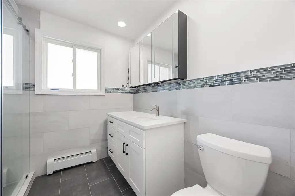 2932 Joyce Lane Merrick NY 11566