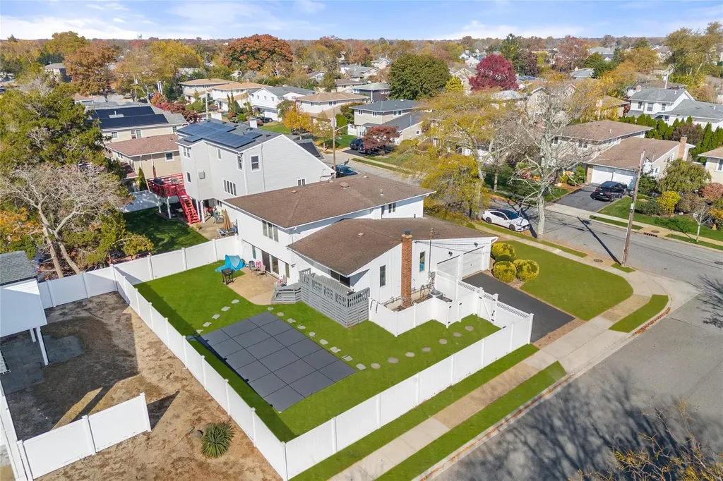 2932 Joyce Lane Merrick NY 11566