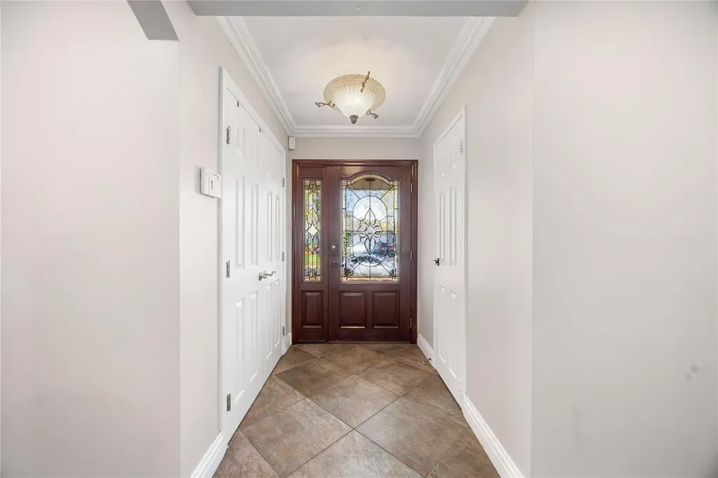 2932 Joyce Lane Merrick NY 11566