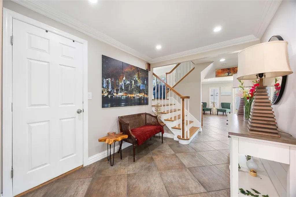 2932 Joyce Lane Merrick NY 11566