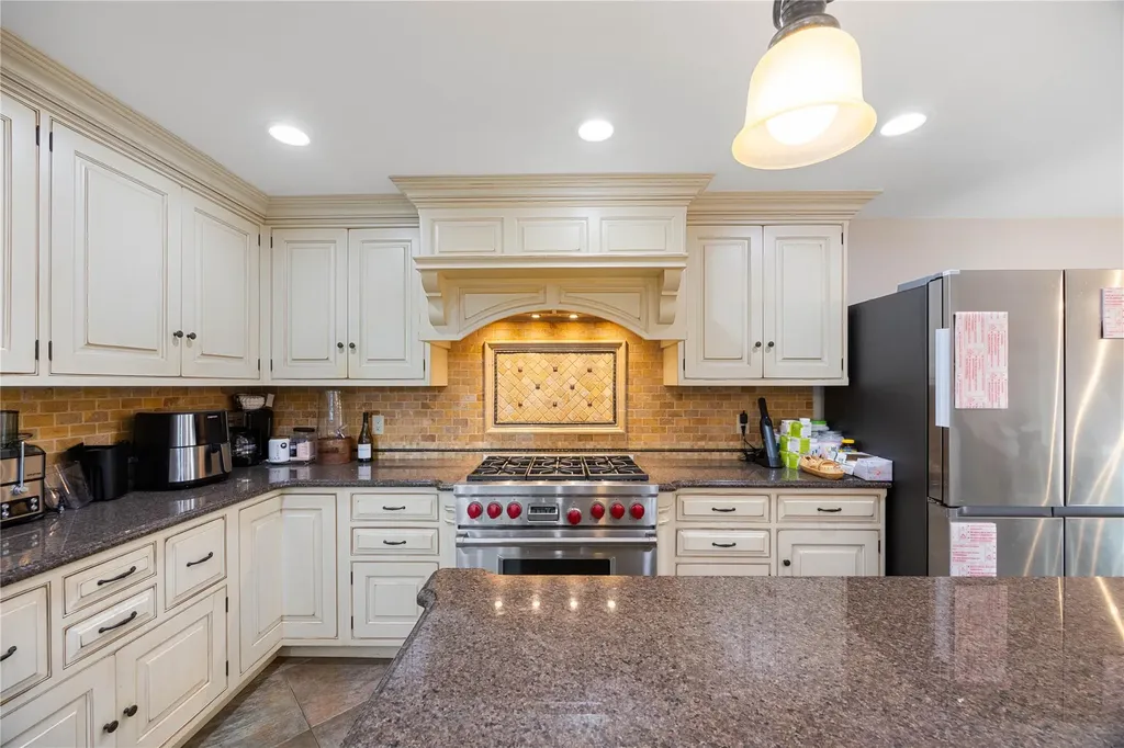 2932 Joyce Lane Merrick NY 11566