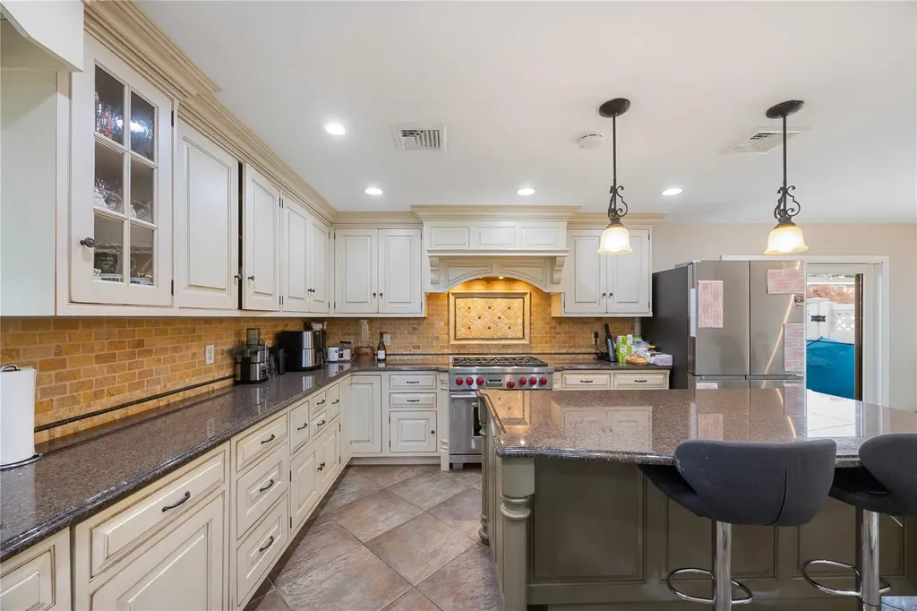 2932 Joyce Lane Merrick NY 11566