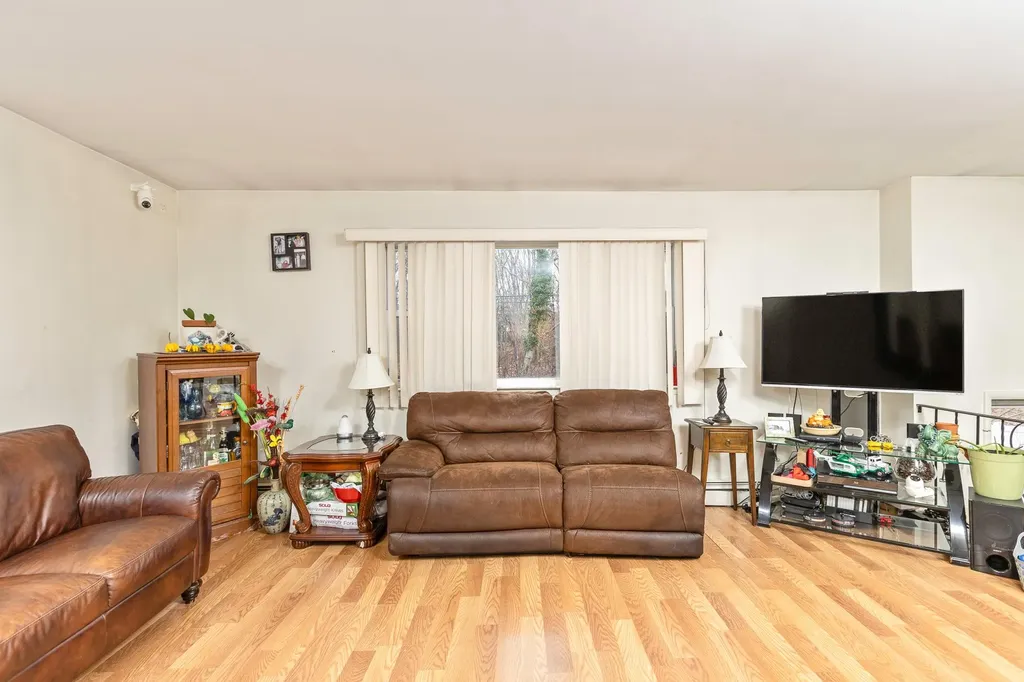 54 Prospect Avenue Smithtown NY 11787