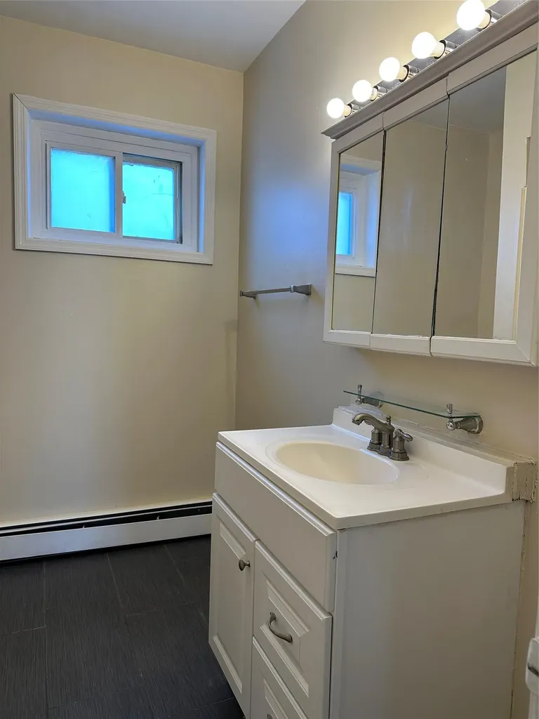 43 Albany Post Road Newburgh NY 12550