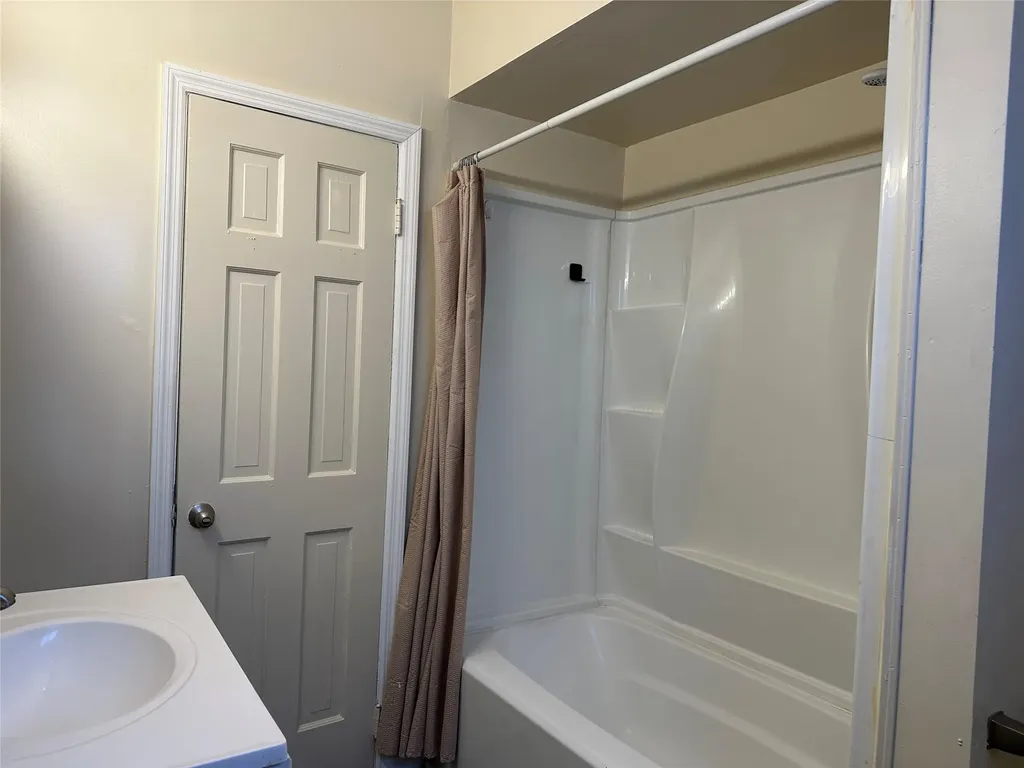 43 Albany Post Road Newburgh NY 12550