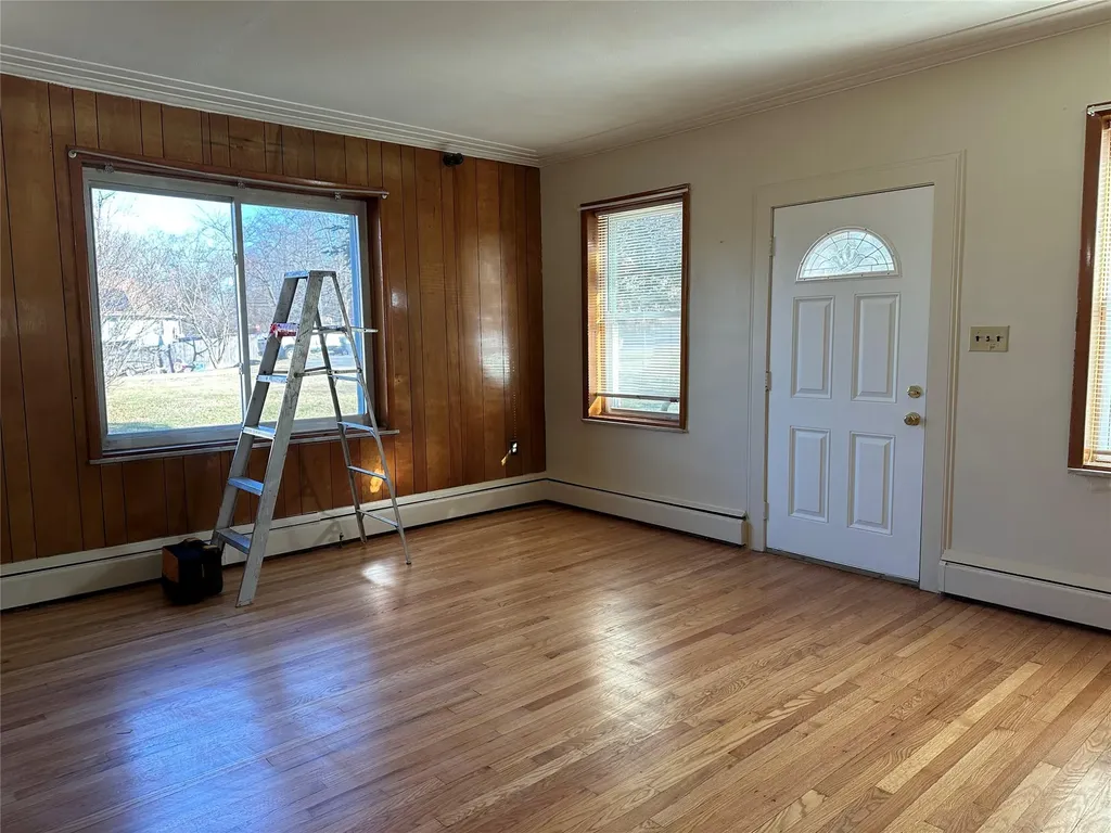 43 Albany Post Road Newburgh NY 12550