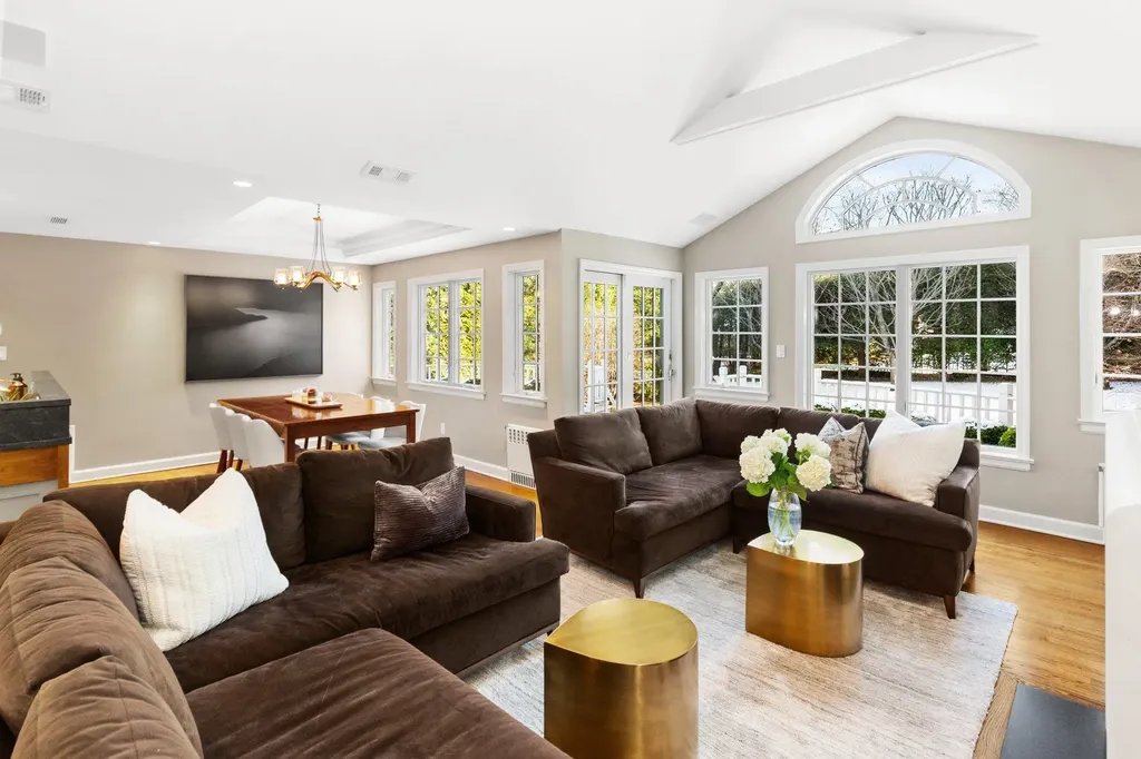 616 Sylvan Avenue Mamaroneck NY 10543