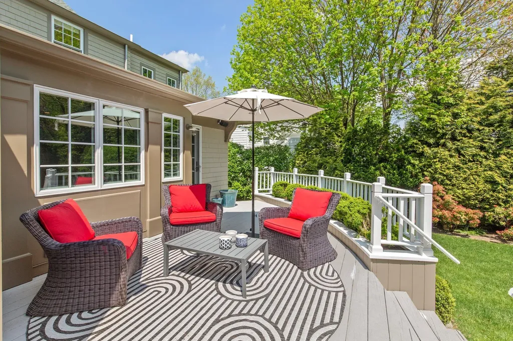 616 Sylvan Avenue Mamaroneck NY 10543
