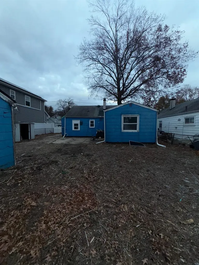 23 Commander Avenue Hempstead NY 11550