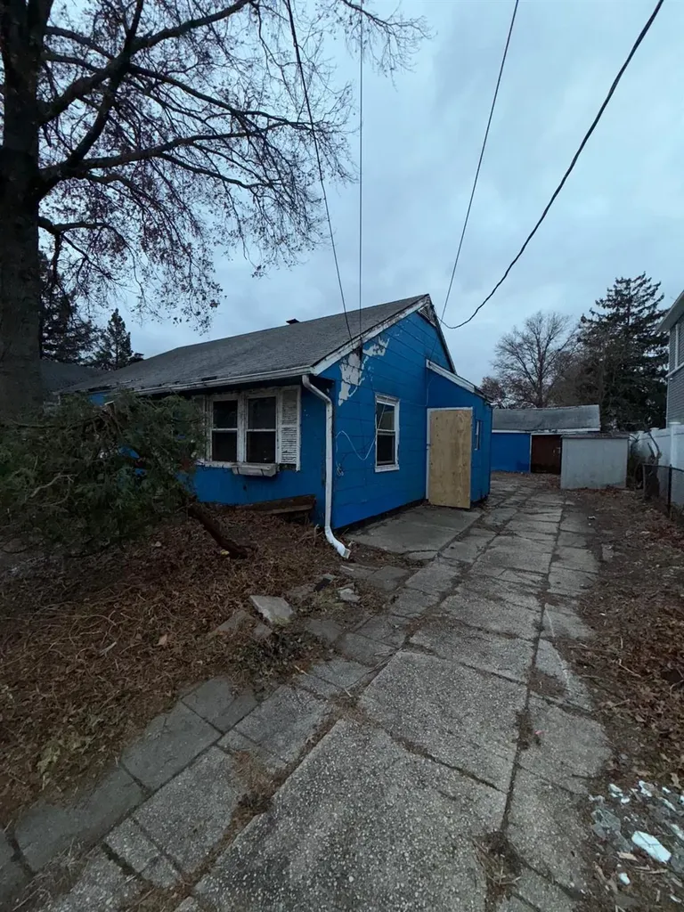 23 Commander Avenue Hempstead NY 11550