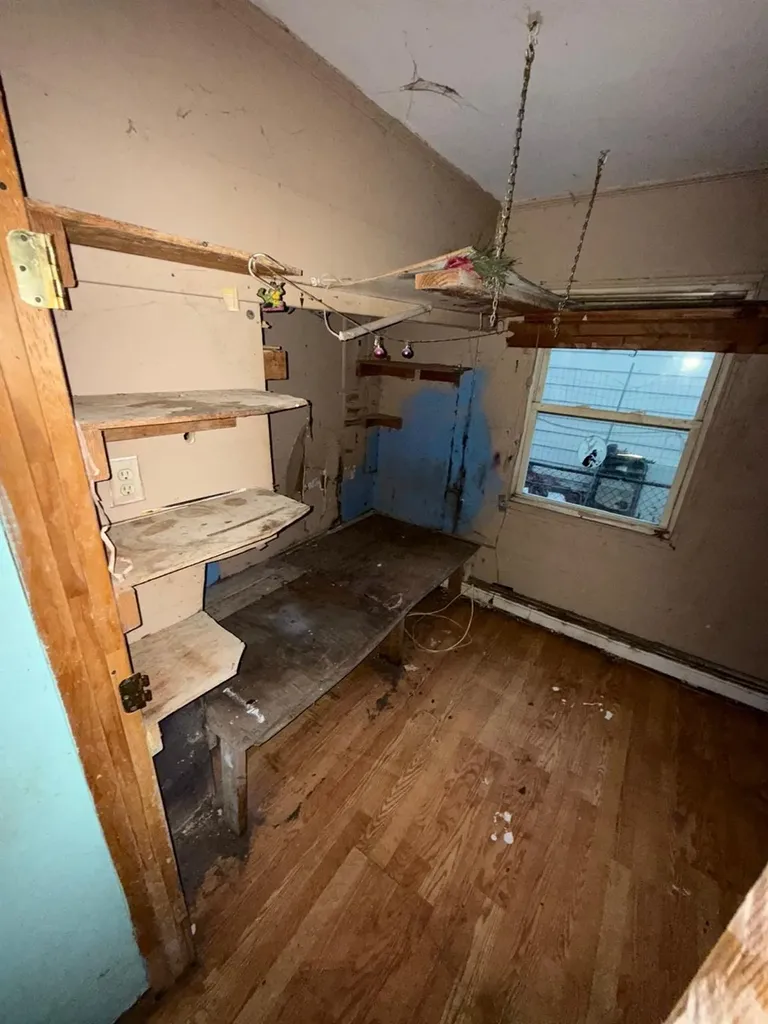 23 Commander Avenue Hempstead NY 11550