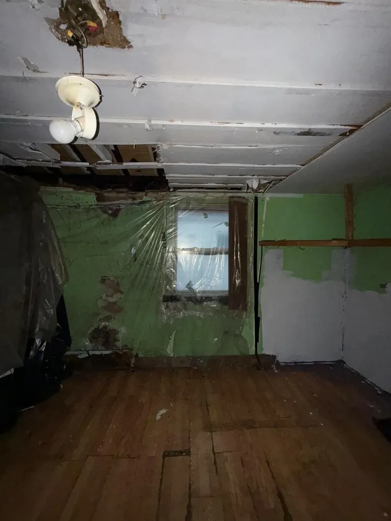 23 Commander Avenue Hempstead NY 11550