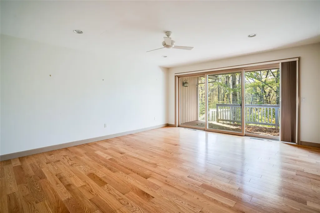 5282 Route 82 Salt Point NY 12578