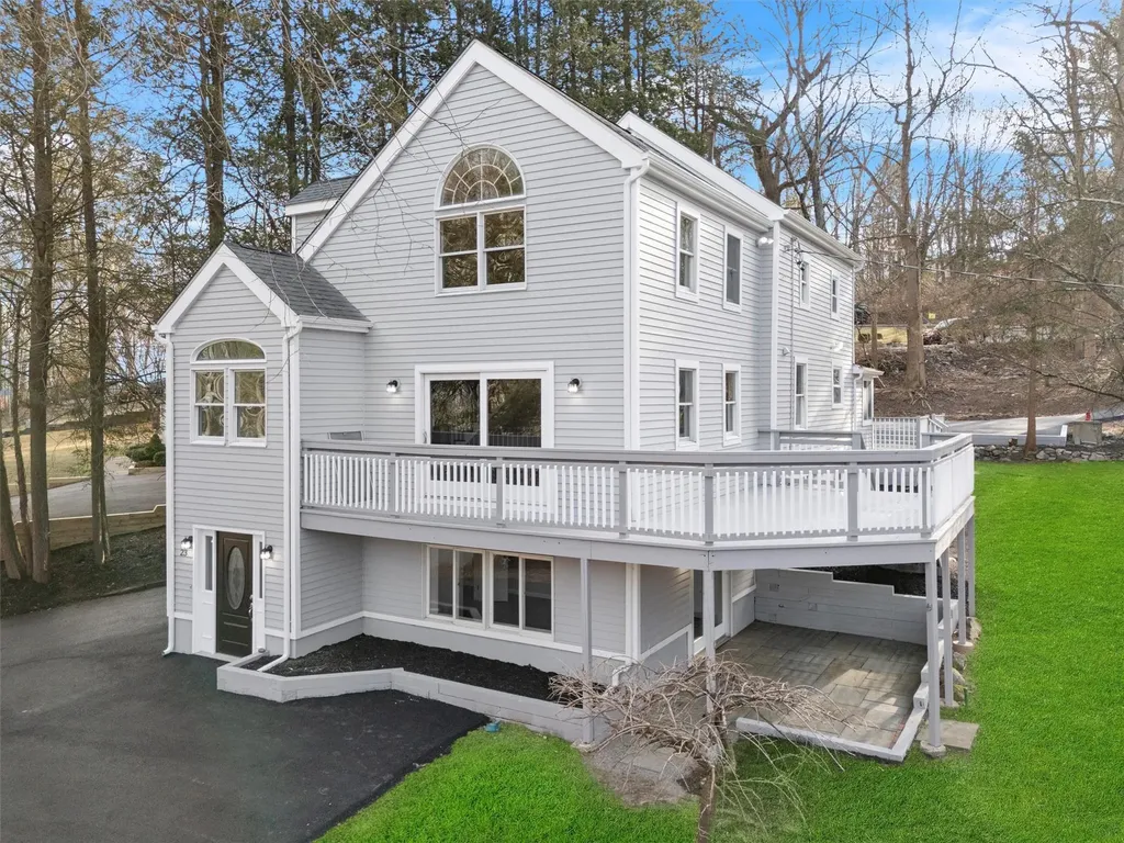 23 Myrtle Drive Mahopac NY 10541