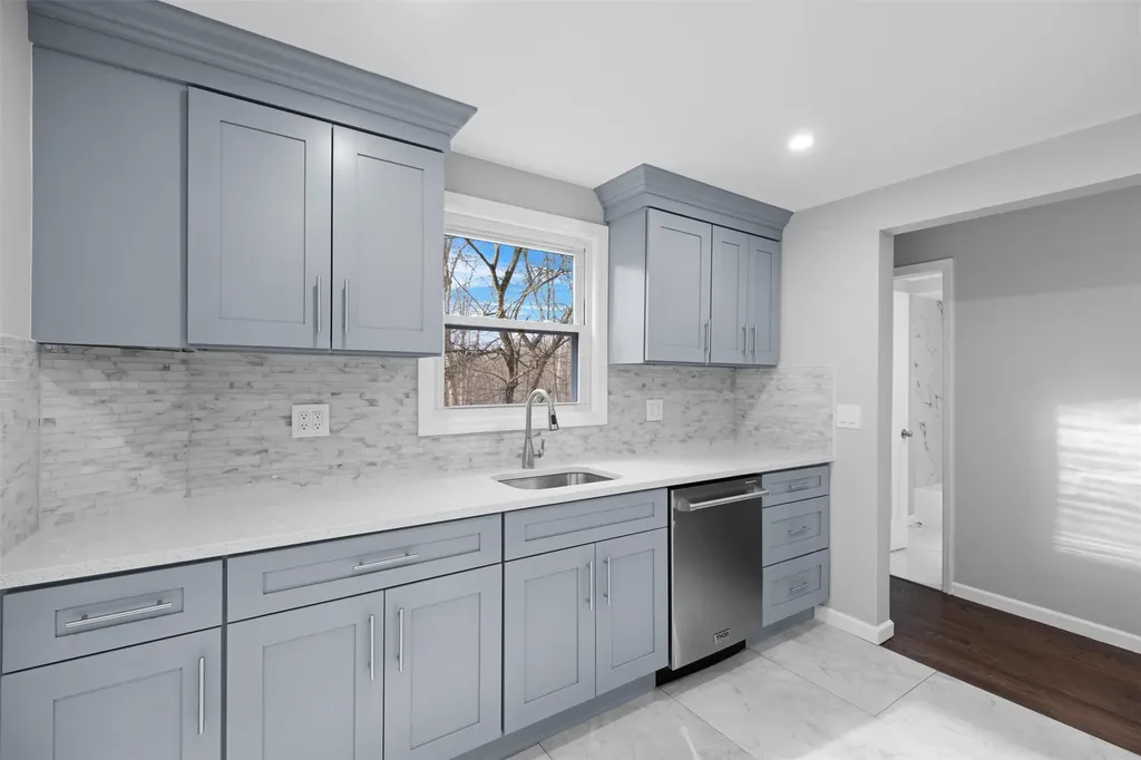 23 Myrtle Drive Mahopac NY 10541