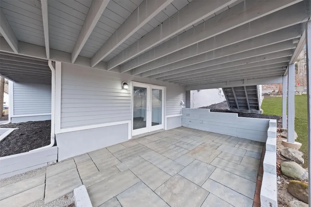 23 Myrtle Drive Mahopac NY 10541