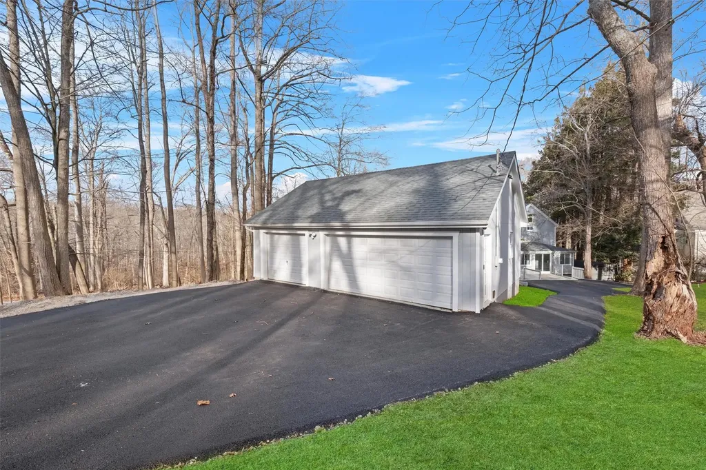 23 Myrtle Drive Mahopac NY 10541