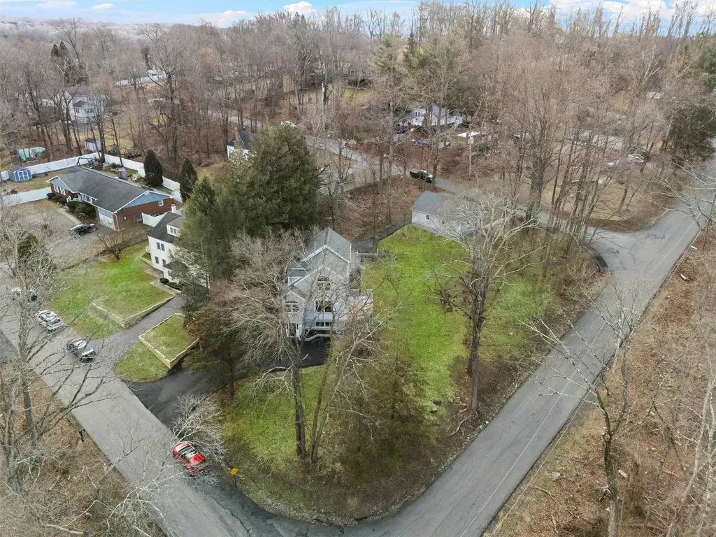 23 Myrtle Drive Mahopac NY 10541