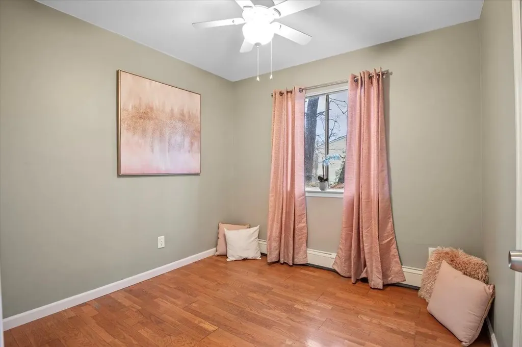 44 Palm Street Central Islip NY 11722