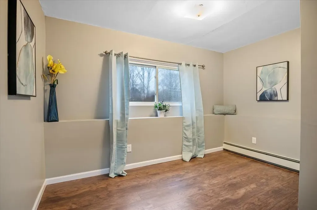44 Palm Street Central Islip NY 11722