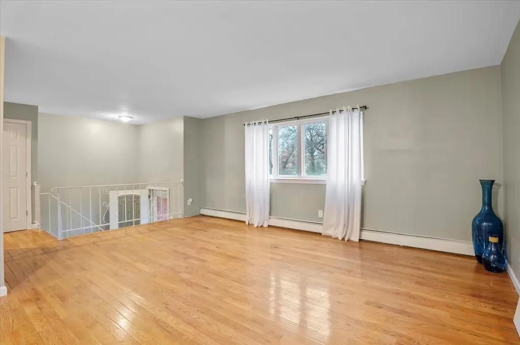 44 Palm Street Central Islip NY 11722