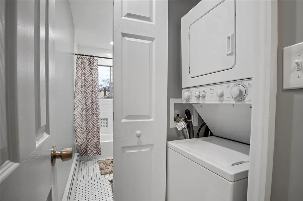 44 Palm Street Central Islip NY 11722